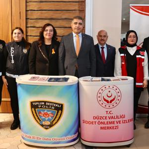 25 Kasım Kadına Yönelik Şiddete Karşı Uluslararası Mücadele Günü Etkinliği Düzenlendi - fotoğraf 10