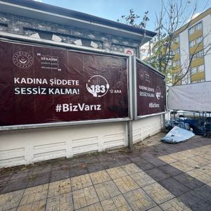 25 Kasım Kadına Yönelik Şiddete Karşı Uluslararası Mücadele Günü kapsamında Tekstil Atölyesinde çalışan bireylere günün anlam ve önemi - fotoğraf 1