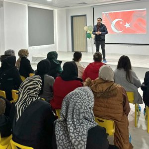 Batman Selahattin Eyyubi Anaokulu velilerine "Mahremiyet Eğitimi" konulu eğitim  - fotoğraf 2