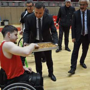 Azmin önünde hiç bir engel duramaz. - fotoğraf 9