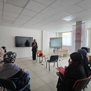 Bingöl’de Yenilikçi Mahalli Hizmet İçi Eğitim Programı Düzenleniyor - fotoğraf 5