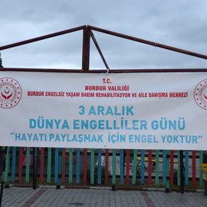MÜDÜRLÜĞÜMÜZE BAĞLI BURDUR ENGELSİZ YAŞAM BAKIM VE REHABİLİTASYON VE AİLE DANIŞMA MERKEZİNDE STAND AÇILIŞI YAPILDI. - fotoğraf 1
