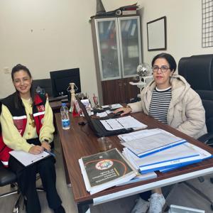 #MezitliSHM,Çocuklar Güvende Projesi kapsamında Mezitli Naim Süleymanoğlu Spor Lisesi,Kuyuluk Belediye Ortaokulu ve İlkokuluna ziyaret düzenledi.  Okul idaresi ve psikolojik danışmanlara Sosyal Hizmetler ile ilgili bilgilendirme çalışmalarında bulunuldu. - fotoğraf 1
