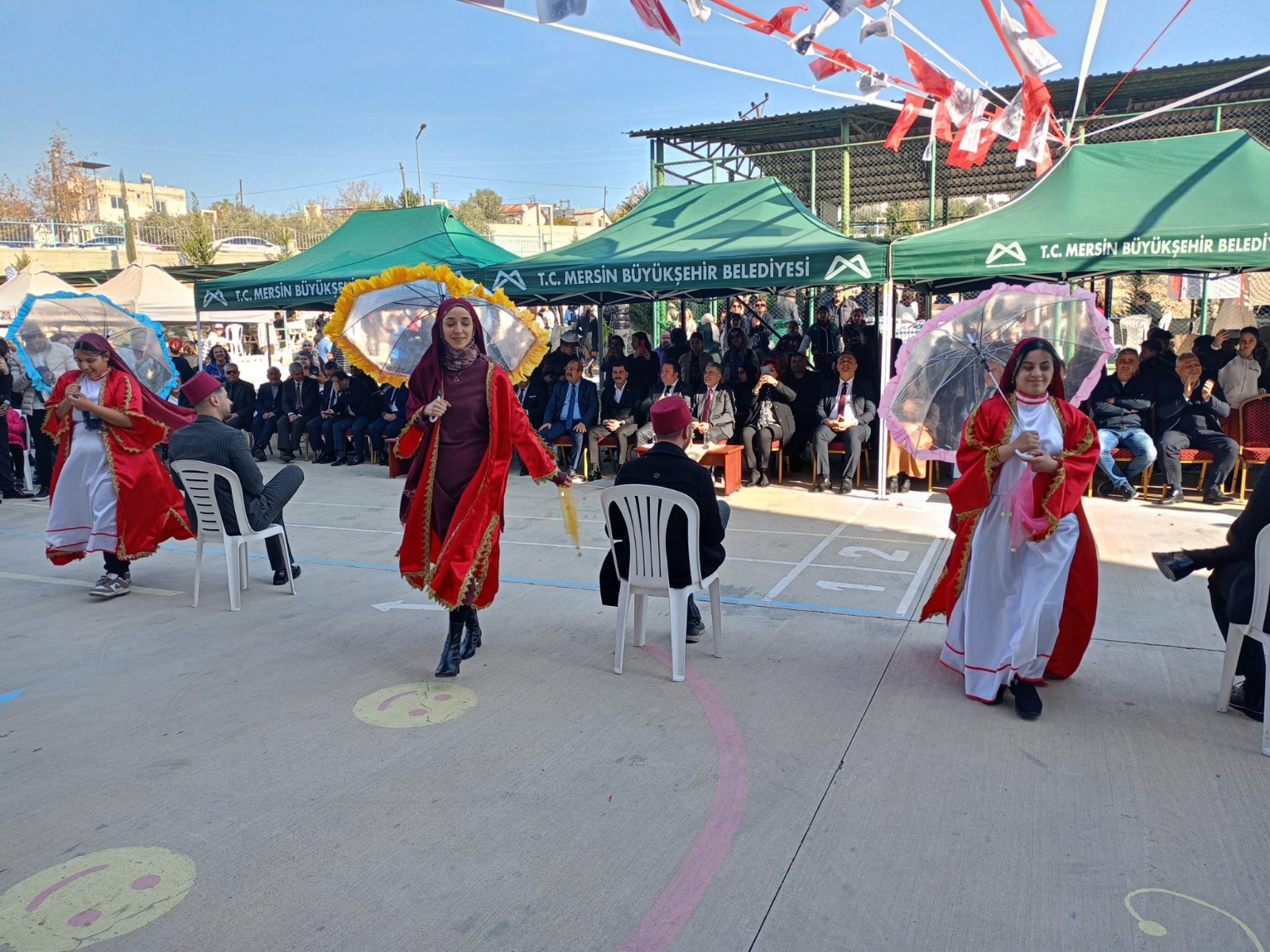 Mersin Valiliğimiz himayesinde İl Müdürlüğümüz ve @MersinMEM  iş birliğiyle Hüseyin Polat Özel Eğitim Uygulama Okulunda  #EngellilerGünü programı düzenlendi. Programa Valimiz Sn. Ali Hamza Pehlivan katılım gösterdi.