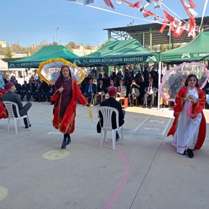 Mersin Valiliğimiz himayesinde İl Müdürlüğümüz ve @MersinMEM  iş birliğiyle Hüseyin Polat Özel Eğitim Uygulama Okulunda  #EngellilerGünü programı düzenlendi. Programa Valimiz Sn. Ali Hamza Pehlivan katılım gösterdi. - fotoğraf 1