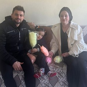 3 Aralık Dünya Engelliler günü kapsamında Bakanlığımız Evde Bakım Hizmetinden Faydalanan engellilerimize hane ziyareti - fotoğraf 3