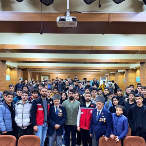  Sosyal Hizmet Merkezlerimiz tarafından ilçelerimizdeki kahraman gazilerimiz ve kıymetli şehit yakınlarımız ile buluşmalarımıza devam ediyoruz.  - fotoğraf 3