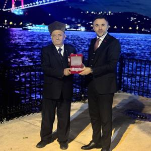 Gaziler Günü etkileri kapsamında kıymetli Gazilerimizle bir araya gelip Sayın Bakanımızın teşekkür plaketlerini takdim ettik. - fotoğraf 2