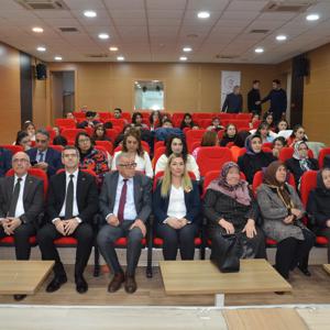 İl Müdürümüz Sayın Çiğdem AÇIKYILDIZ KAZEL'in katılımıyla "Yaşlıların Bilgeliği, Gençlerin Geleceği" isimli projenin lansman programı gerçekleştirildi. - fotoğraf 2