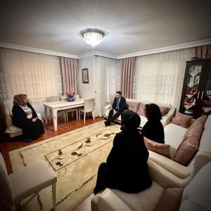 İl Müdürümüz Sn. Ömer TURAN, Şehit Ahmet DOKUYUCU 'nun kıymetli ailesine ve hanesine ziyaret gerçekleştirmiştir. - fotoğraf 3