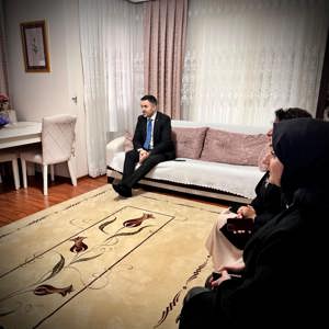 İl Müdürümüz Sn. Ömer TURAN, Şehit Ahmet DOKUYUCU 'nun kıymetli ailesine ve hanesine ziyaret gerçekleştirmiştir. - fotoğraf 4