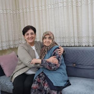 Sayın Valimizin eşi Süreyya Yavuz Hanımefendi Er Şaban Üke'nin kıymetli ailesini ziyaret etti… - fotoğraf 4