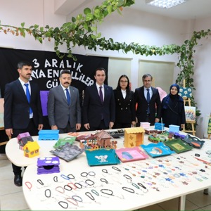 Bitlis'te 3 Aralık Dünya Engelliler Günü Farkındalık Programı Düzenlendi - fotoğraf 7