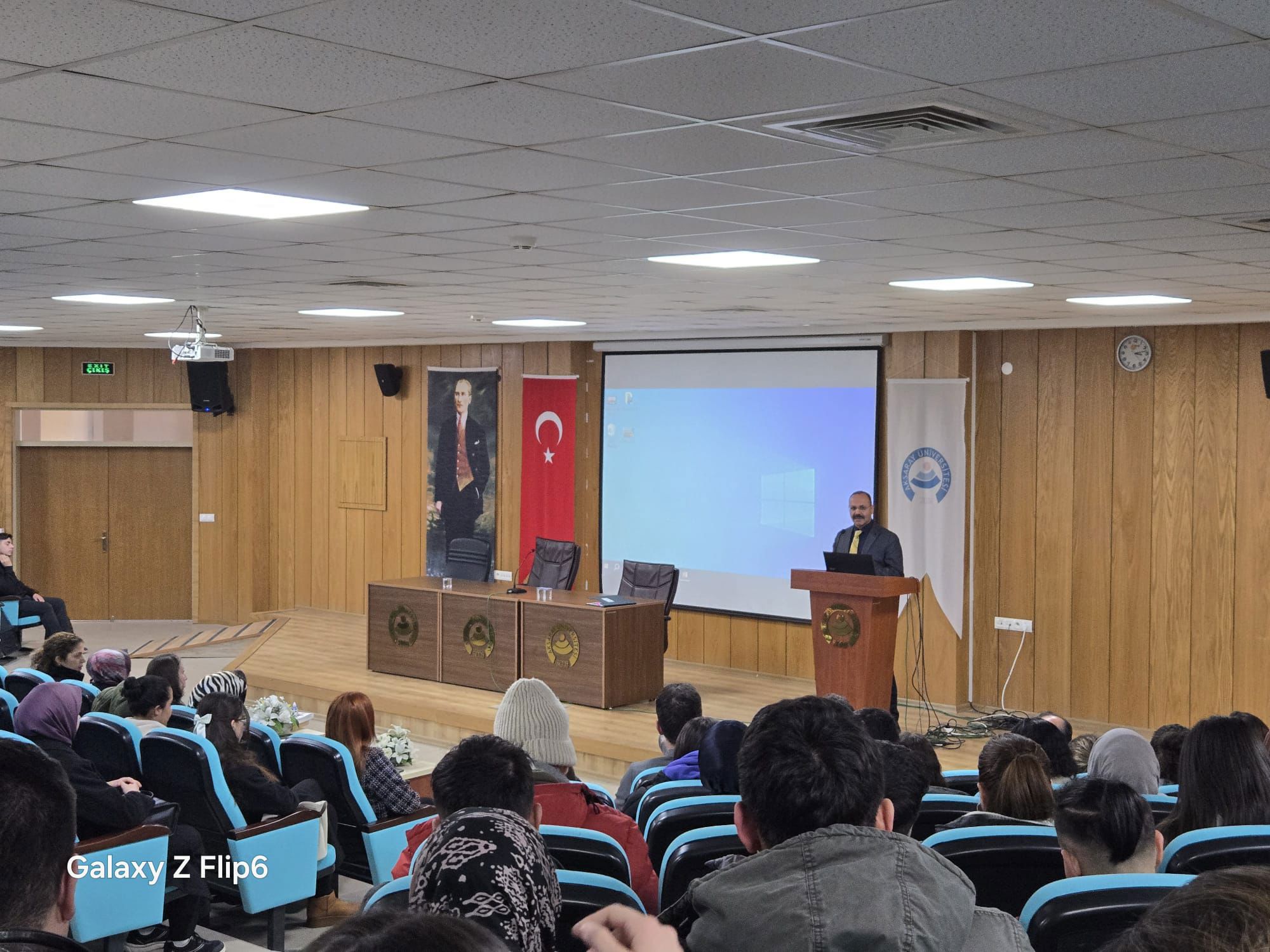 ''Sosyal Hizmetlerin Tanıtımı ve Hizmet Modelleri''  konulu seminer gerçekleştirildi. - fotoğraf 1