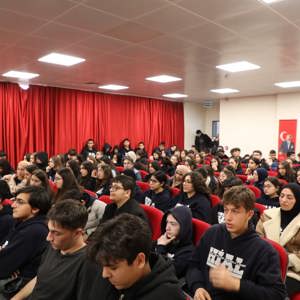 Kahraman Gazilerimizin ve kıymetli Şehit Yakınlarımızın katıldığı "Vatan ve Kahramanlık Buluşmaları" gençlerimiz ile birlikte gerçekleştirmeye devam etmekteyiz. - fotoğraf 6