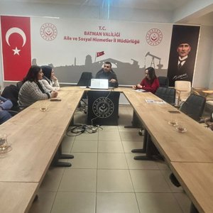Kadına Yönelik Şiddetle Mücadele kapsamında Kamu Kurum Temsilcileri olan Odak Birimlere farkındalık eğitimi  - fotoğraf 2