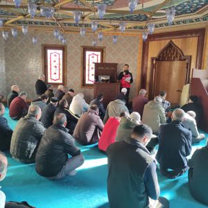 Bakanlığımızın Koruyucu ve Önleyici Hizmetleri kapsamında tüm ilçelerimizde vatandaşlarımıza yönelik Cuma Namazı öncesi Camilerde seminerlerimiz devam etmektedir. - fotoğraf 6