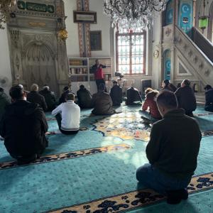 Bakanlığımızın Koruyucu ve Önleyici Hizmetleri kapsamında tüm ilçelerimizde vatandaşlarımıza yönelik Cuma Namazı öncesi Camilerde seminerlerimiz devam etmektedir. - fotoğraf 2