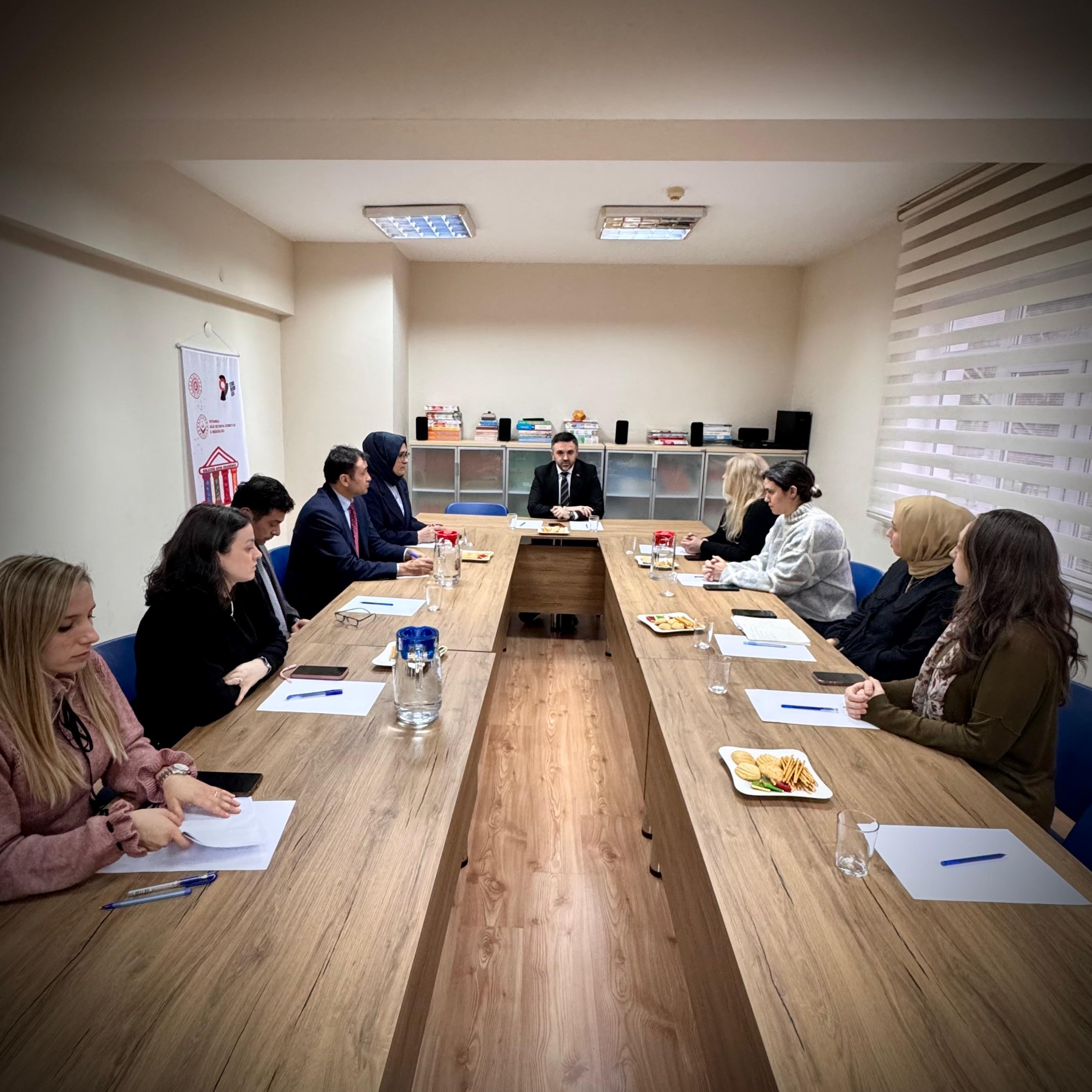 İl Müdürümüz Sn. Ömer TURAN başkanlığında  “Geçici Koruyucu Aile Modeli “ kapsamında ilgili birimlerle koordinasyon toplantısı gerçekleştirilmiştir.