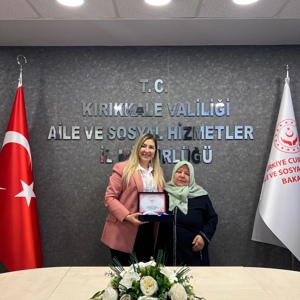 İl Müdürümüz Sayın Çiğdem AÇIKYILDIZ KAZEL, Kahraman Şehitlerimizin kıymetli aileleri ile bir araya geldiler. - fotoğraf 6