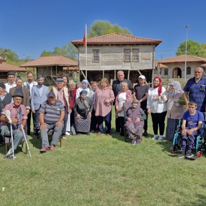 Havza Huzurevi Sakinlerimizden  Ladik Ambar Köy Ziyareti  - fotoğraf 1