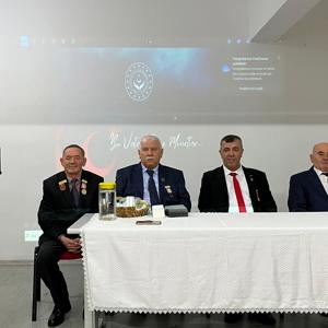 Kahraman Gazilerimizin ve Kıymetli Şehit Yakınlarımızın Katıldığı "Vatan ve Kahramanlık Buluşmaları" Gerçekleştirmeye Devam Ediyoruz. - fotoğraf 3