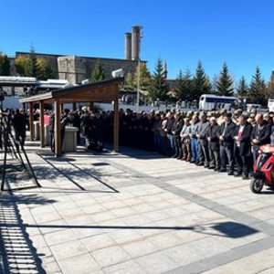 Kahramanımızı Son Yolculuğuna Uğurladık - fotoğraf 4