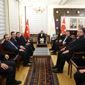 Aile ve Sosyal Hizmetler Bakanımız Mahinur Özdemir Göktaş, Aksaray'da ziyaretlerde bulundu - fotoğraf 3