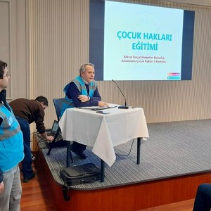 ‘Çocuk Hakları’ Çalışmalarımıza Okullarımızı Ziyaret Ederek Devam Ediyoruz - fotoğraf 1