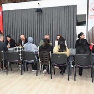 "Çocuk Evleri Sitesinde Çocukların Yeni Yıl Sevinçlerine Ortak Oldu" - fotoğraf 2