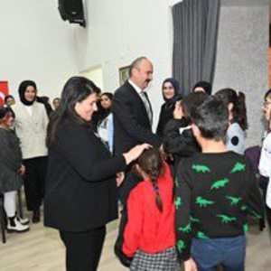 "Çocuk Evleri Sitesinde Çocukların Yeni Yıl Sevinçlerine Ortak Oldu" - fotoğraf 3