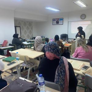 İl Müdürlüğümüze bağlı Sosyal Hizmet Merkezlerimiz tarafından Aile Eğitimi Programı kapsamında İlçe Müftülüklerine bağlı kuran kurslarında düzenlediğimiz eğitimlerimiz devam ediyor. - fotoğraf 3