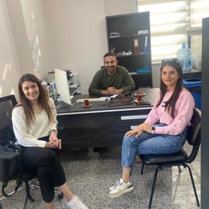 Aile Danışmanlığı Birimimiz tarafından Akdeniz Sosyal Yardımlaşma ve Dayanışma Vakfı personellerine yönelik “Aile Danışmanlığı,Bireysel Danışmanlık,Boşanma Süreci Danışmanlığı,Evlilik Öncesi Danışmanlığı kapsamları ve içeriği”konularında tanıtım çalışması yapıldı. - fotoğraf 1