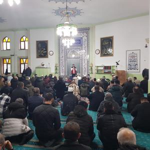 İl Müdürlüğümüze bağlı Sosyal Hizmet Merkezlerimiz tarafından ilimiz genelindeki camilerde cuma namazı öncesi koruyucu ve önceliyici hizmetlerimiz kapsamında eğitimlerimiz devam ediyor. - fotoğraf 1