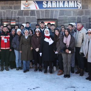 Aile ve Sosyal Hizmetler Bakanımız Göktaş Sarıkamış'ta şehit aileleri ve gazilerle bir araya geldi - fotoğraf 7