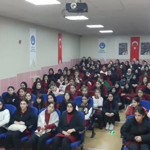 İl Müdürlüğümüze Bağlı Sosyal Hizmet Merkezlerimiz Tarafından İlimiz Genelindeki Okullarda Düzenlediğimiz Eğitimlerimiz Düzenli Olarak Devam Ediyor. - fotoğraf 2