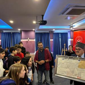 Sosyal Hizmet Merkezlerimiz Tarafından İlçelerimizdeki Kahraman Gazilerimiz ve Kıymetli Şehit Yakınlarımız Yarınımızın Teminatı Çocuklarımız ve Gençlerimizle Buluşmaya Devam Ediyor. - fotoğraf 3