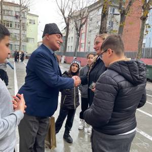 Sosyal Hizmet Merkezlerimiz Tarafından İlçelerimizdeki Kahraman Gazilerimiz ve Kıymetli Şehit Yakınlarımız Yarınımızın Teminatı Çocuklarımız ve Gençlerimizle Buluşmaya Devam Ediyor. - fotoğraf 4