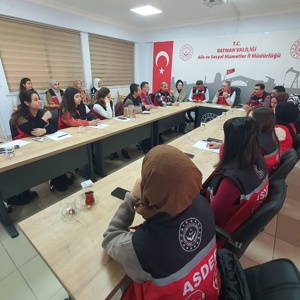 Aile Sosyal Destek Programı (ASDEP) Uzmanlarının Sahada Yürütülen Çalışmaları - fotoğraf 4