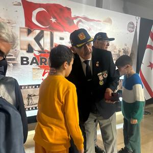 Kıbrıs Barış Harekâtı’nın 50. Yılı Sergisi Ziyaret Edilmiştir. - fotoğraf 7