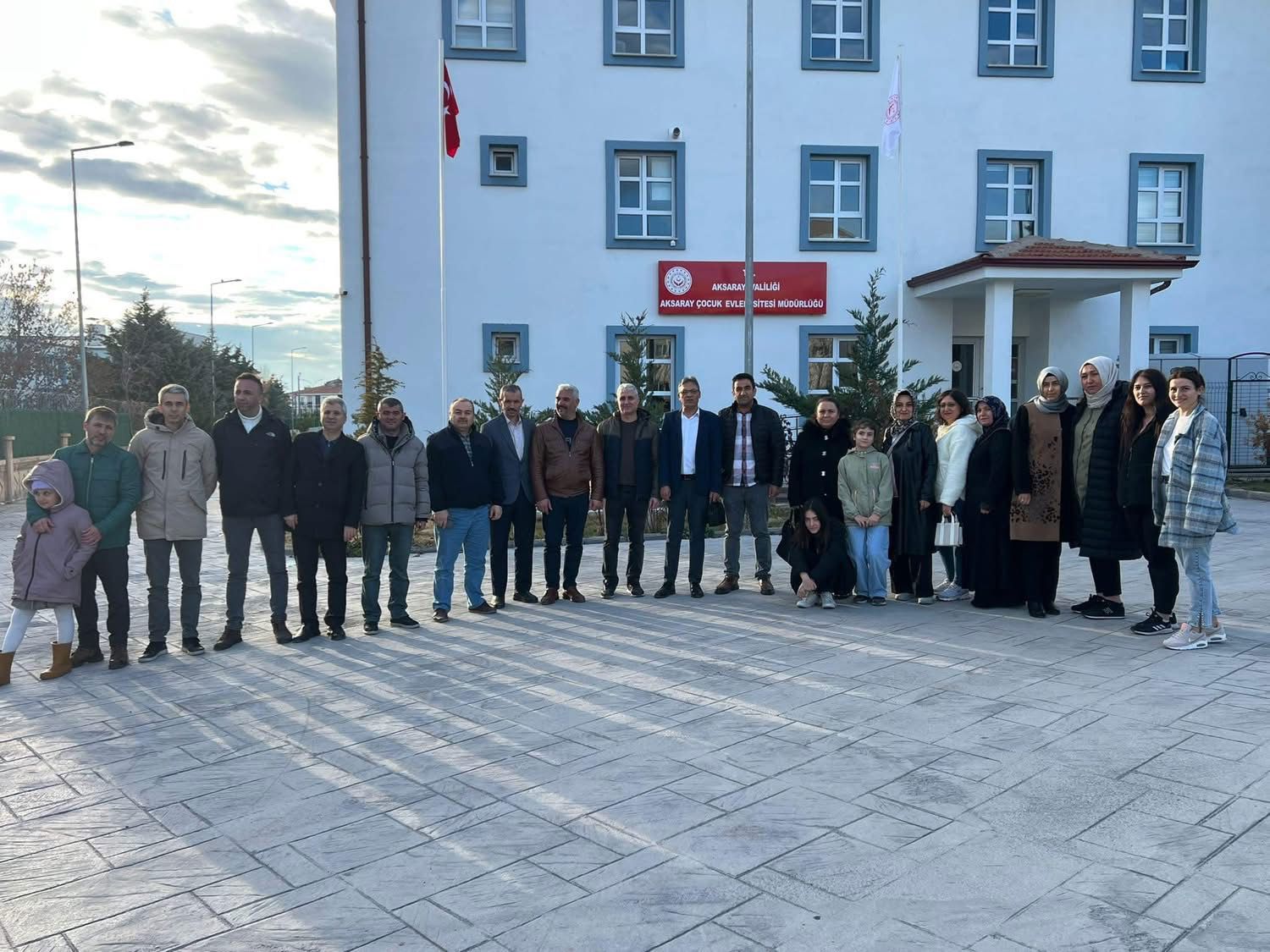 Aksaray 68 Yurt Ayder Derneği Yönetimi, İl Müdürlüğümüze bağlı Aksaray Çocuk Evleri Sitesi Müdürlüğü’nü ziyaret etti.  - fotoğraf 1
