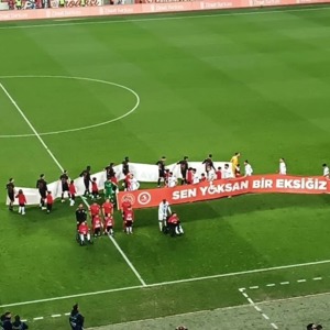 3 Aralık Engelliler Günü’nde Özel Çocuklarımız Maç Seremonisine Çıktı - fotoğraf 2