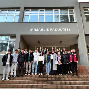 Gençlere Yönelik Kariyer Planlaması ve Üniversite Tanıtım Gezisi Düzenlendi - fotoğraf 5