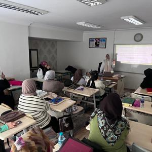 İl Müdürlüğümüze Bağlı Sosyal Hizmet Merkezlerimiz Tarafından İlimiz Genelinde Bağımlılıkla Mücadele Konusunda Farkındalık Eğitimlerimiz Devam Ediyor. - fotoğraf 2