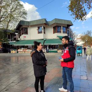İl genelinde sahaya çıkan ekiplerimiz koruyucu ve önleyici sosyal hizmet modelleri, şikayet mekanizmaları hakkında farkındalık oluşturmuş, bilgilendirme ve broşür dağıtımı gerçekleştirmiştir. - fotoğraf 3