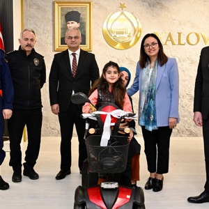 Avrupa Elele Engellilere ve Yaşlılara Yardım Vakfı’ndan Akülü Araç Bağışı - fotoğraf 3