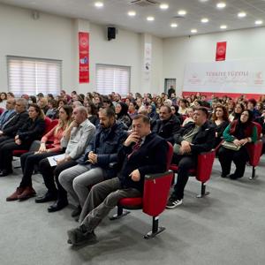 Türkiye Yüzyılı Aile Söyleşileri Kapsamında “Engelli Hakları ve Erişilebilirlik” Söyleşisi Düzenlendi - fotoğraf 7