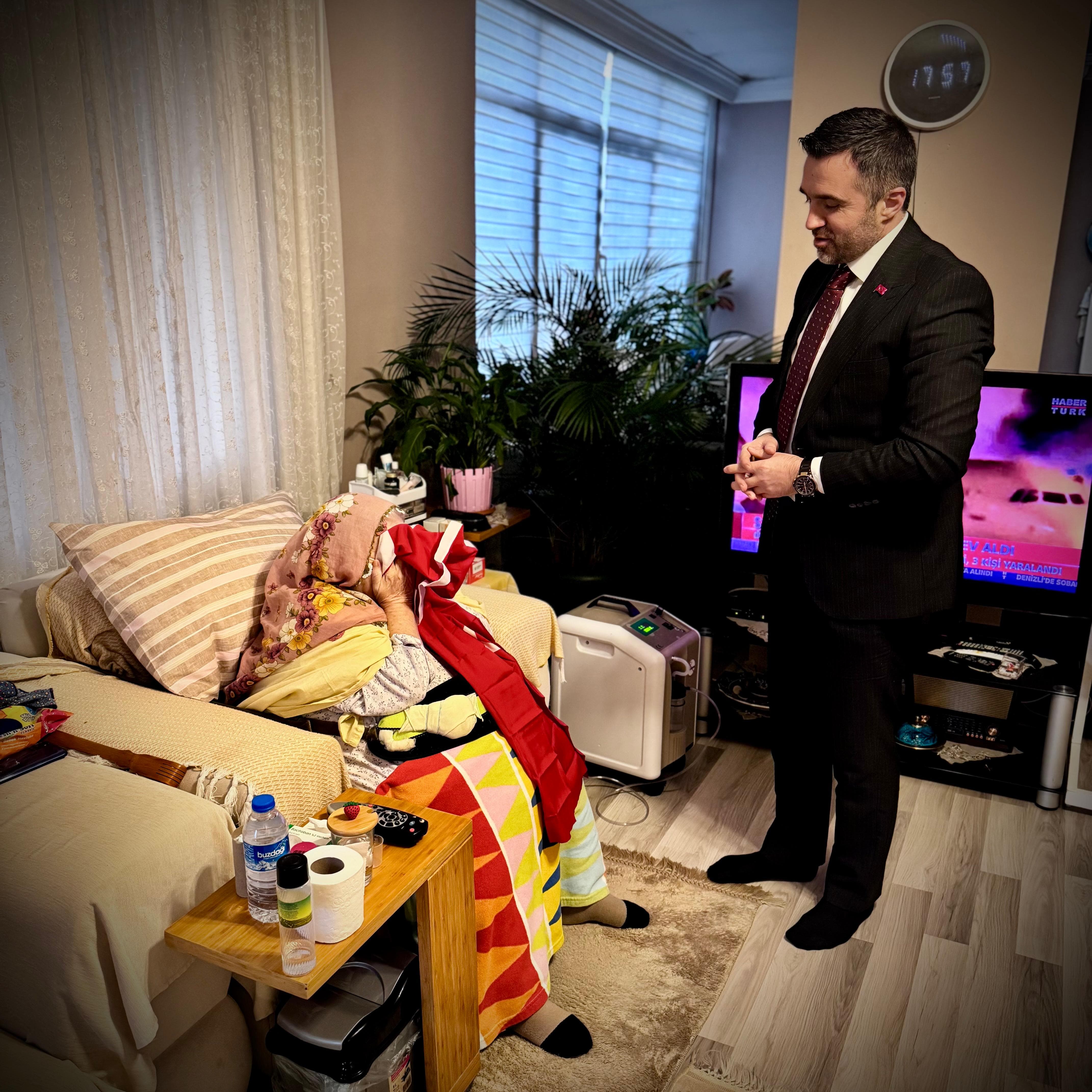 İl Müdürümüz Sn. Ömer TURAN, Şehit Yakınlarımızı ve Gazilerimizi düzenli olarak hanelerinde ziyaret etmeye devam etmektedir. 