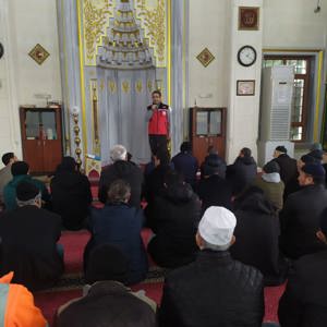 Sosyal Hizmet Merkezlerimiz tarafından ilimiz genelindeki camilerde cuma namazı öncesi koruyucu ve önceliyici hizmetlerimiz kapsamında farkındalık eğitimlerimiz devam ediyor. - fotoğraf 6