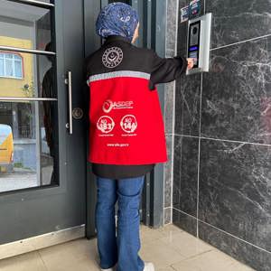 İl Müdürlüğümüze bağlı Sosyal Hizmet Merkezlerimiz tarafından İl genelinde Aile Sosyal Destek Programı (ASDEP) kapsamında ziyaretlerimiz devam ediyor.  - fotoğraf 9